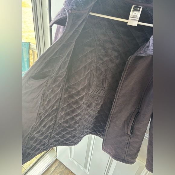 The North Face Caroluna quilted fleece jacket purple long coat zip up size small - Picture 7 of 7